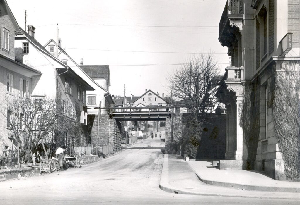 1927-bliick-von-gstad richtung eisenbahnlinie