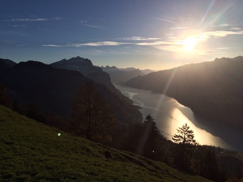 Die Sonne geht auf über dem Walensee (Fotos: Edwin van der Geest)