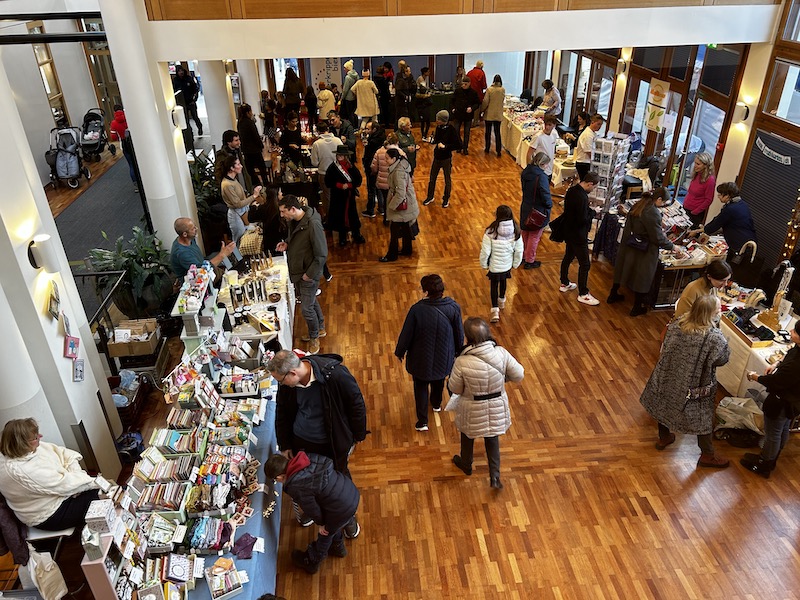 Stände im Foyer