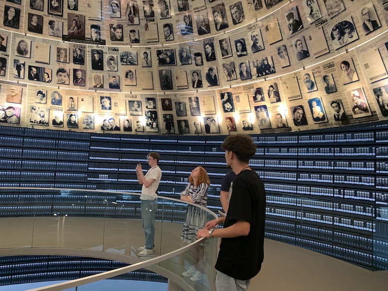 «Hall of names» – ein Ort der Erinnerung