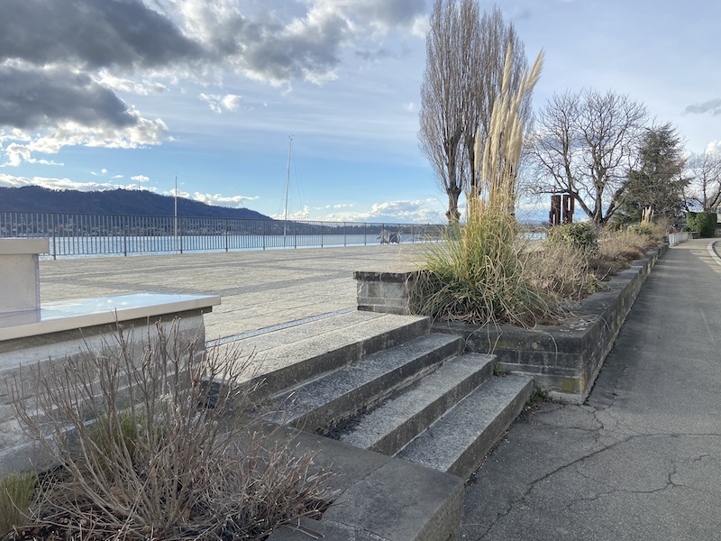 Treppenstufen bei der Seeterrasse