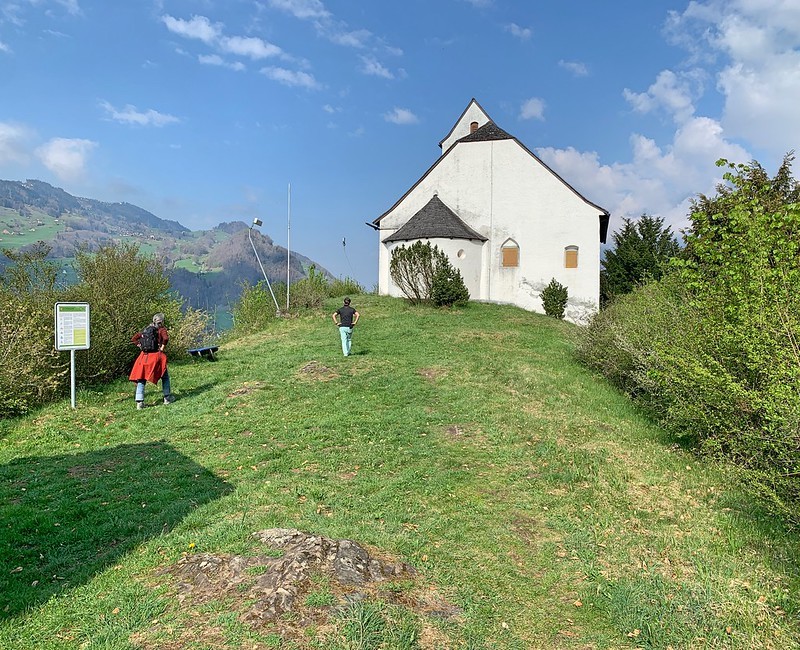 St. Georgs-Kapelle auf dem Felssporn