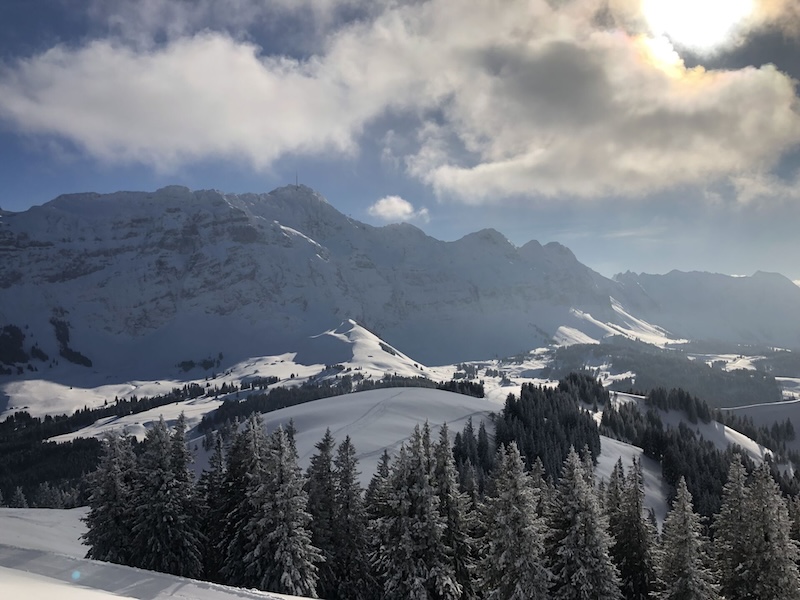 Der Blick zurück vom Kronberg zum Säntis und zur Schwägalp