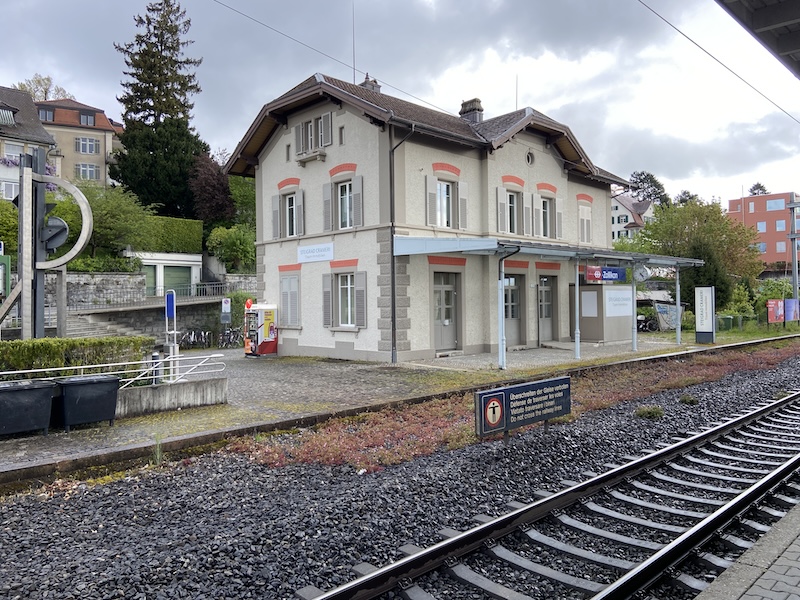Bahnhof Zollikon