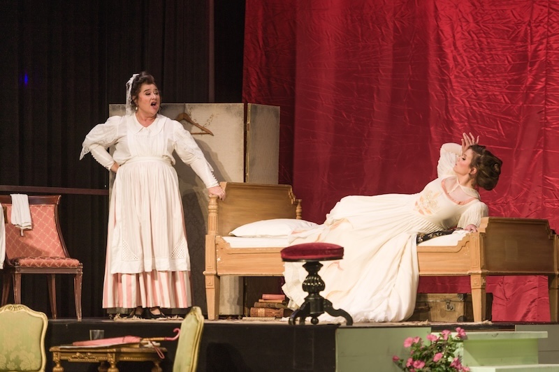 Leonarda und Gilda im Streitduett