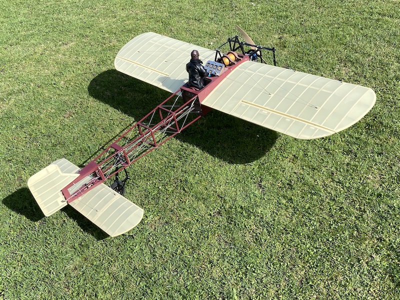 Einsatzbereite Blériot XI auf dem Flugfeld